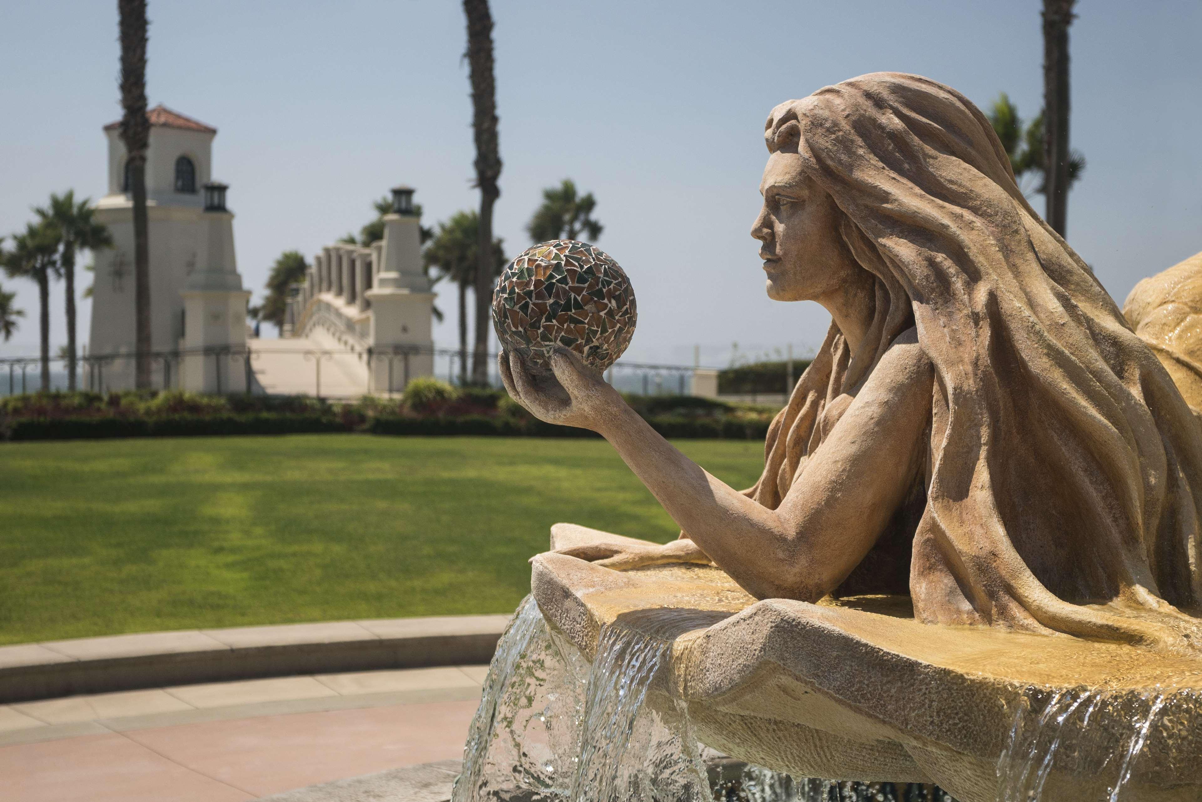 Hyatt Regency Huntington Resort&spa Resort