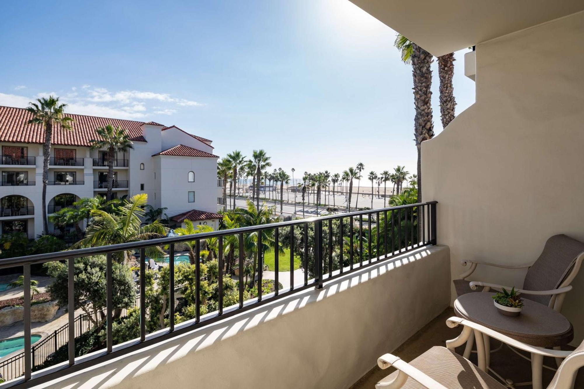 Hyatt Regency Huntington And Resort Huntington Beach