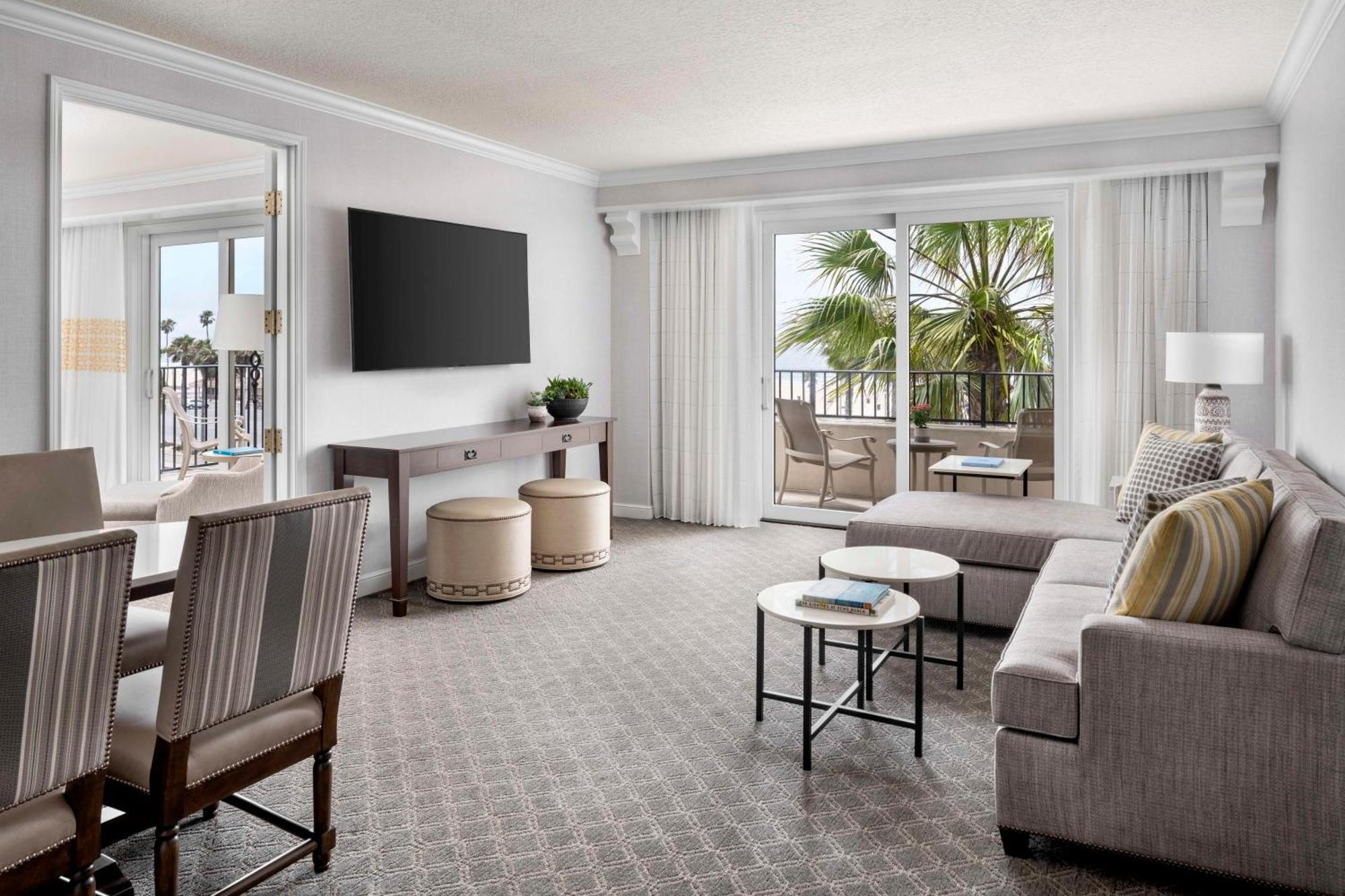 Hyatt Regency Huntington Resort&spa 5*