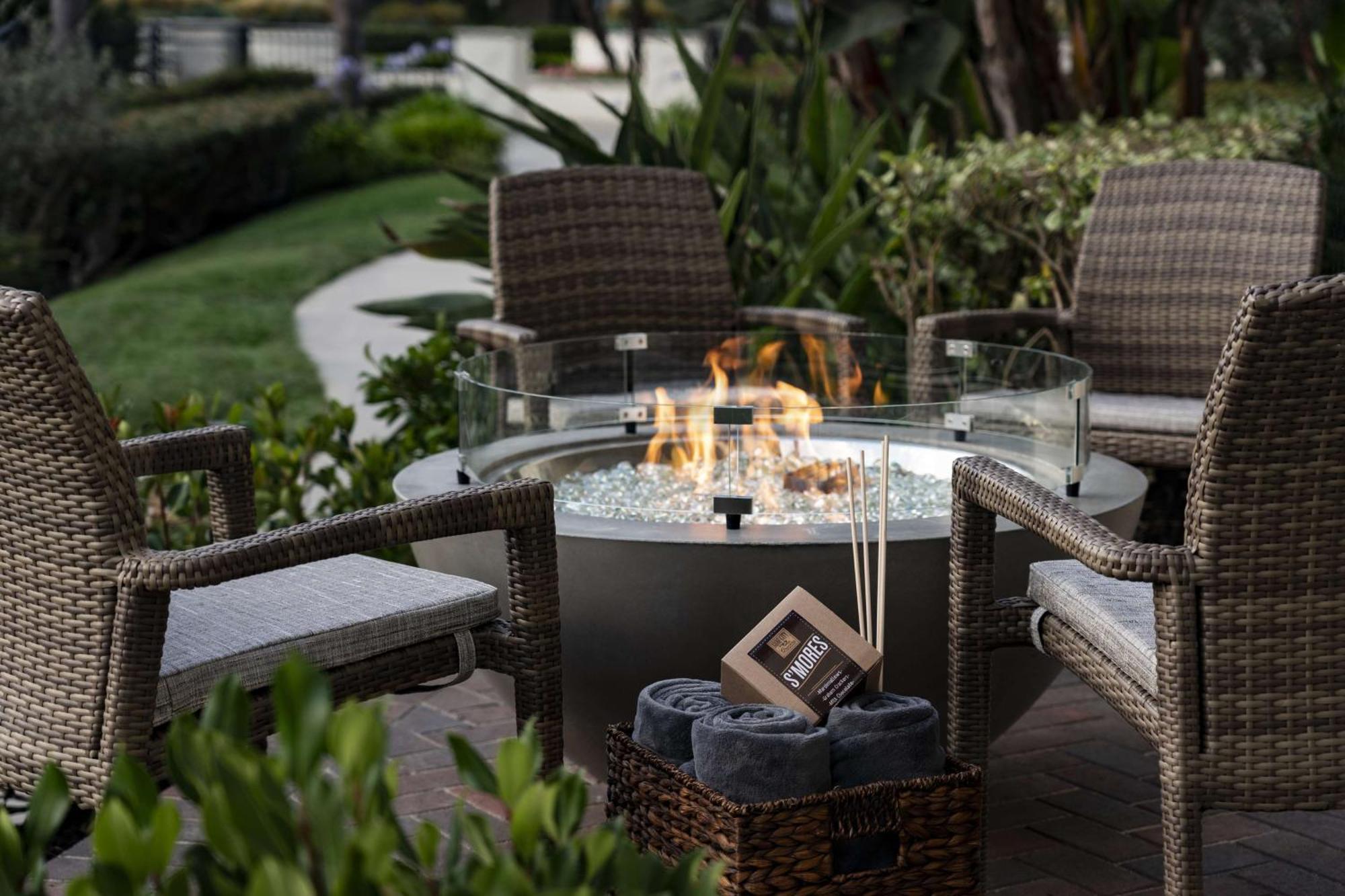 Hyatt Regency Huntington Resort&spa Resort